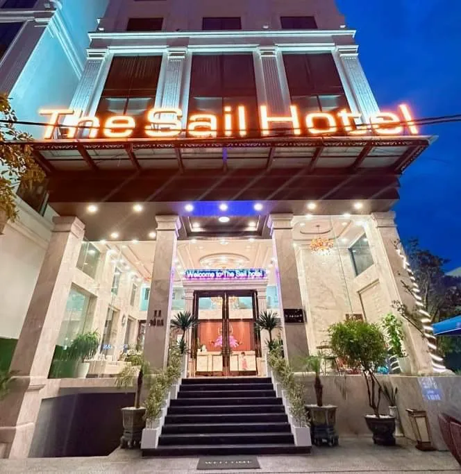 Mặt tiền The Sail Hotel