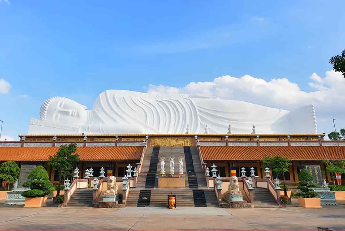 Tượng Phật lớn nhất Đông Nam Á